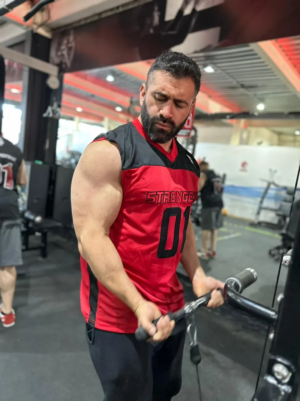 Camiseta Team Strong · imagen